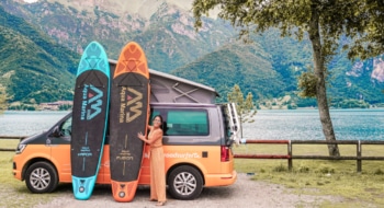Camping in den Bergen am See