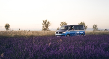 Faire du camping en Provence en van aménagé